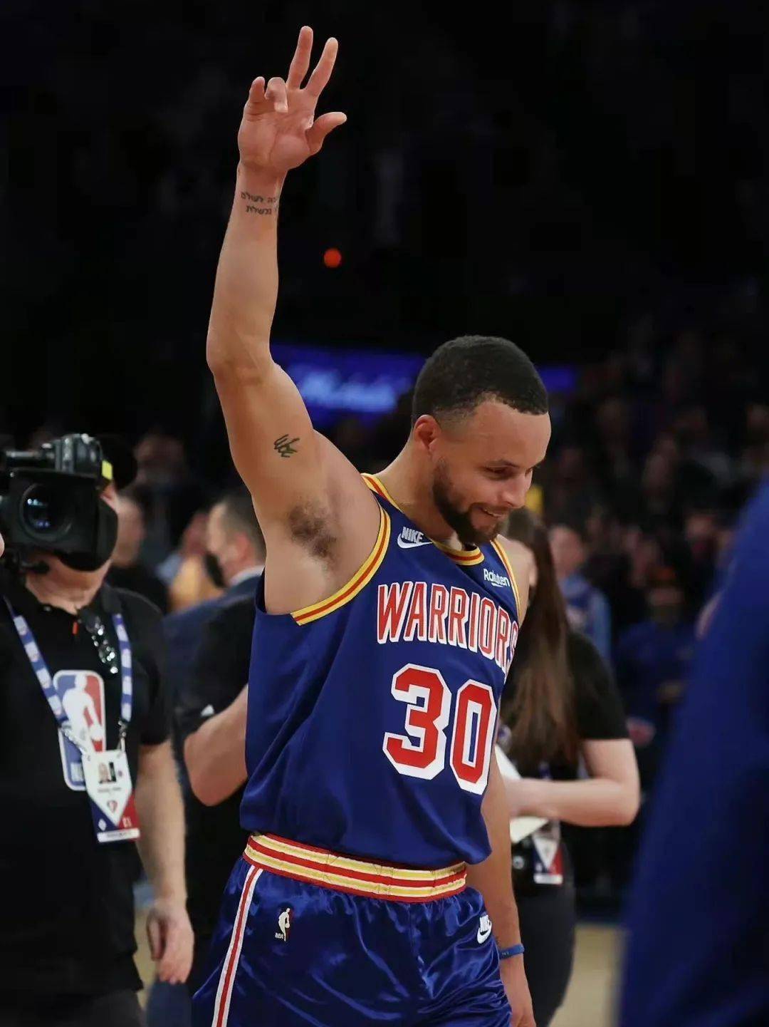 山东泰山冲刺阶段迎来里程碑，志在NBA季后赛名次提升，赛场秩序良好，心理建设被强调的简单介绍